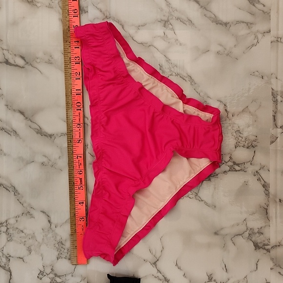 Set of Cheeky Bikini Bottoms size large - Picture 13 of 16